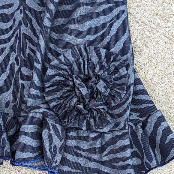 Boutique brand, zebra print, ruffle bottom, pants - Picture 2 of 4